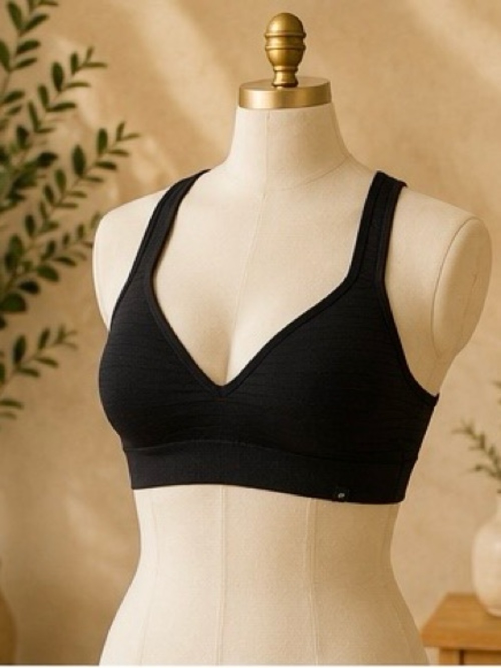 Marika Johanna Seamless Molded
Sports Bra Size Medium Black